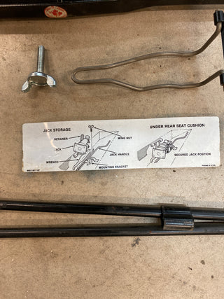 Jeep Cherokee XJ Jack Set (87-90)