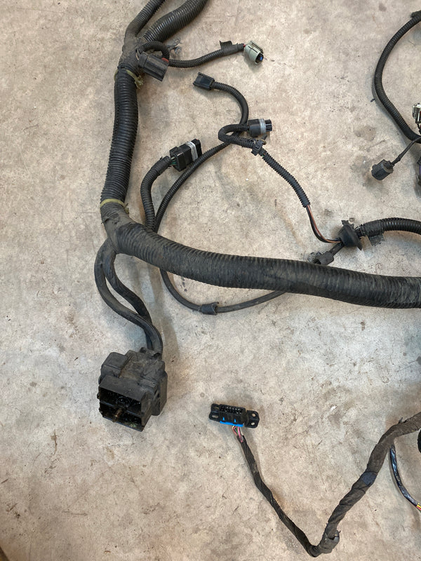 Engine and Dash Compartment Wire Harnesses for 4.0L Jeep Cherokee XJ (1996)