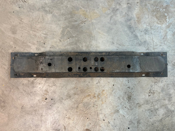 Manual Transmission Crossmember Jeep Cherokee XJ 90-01